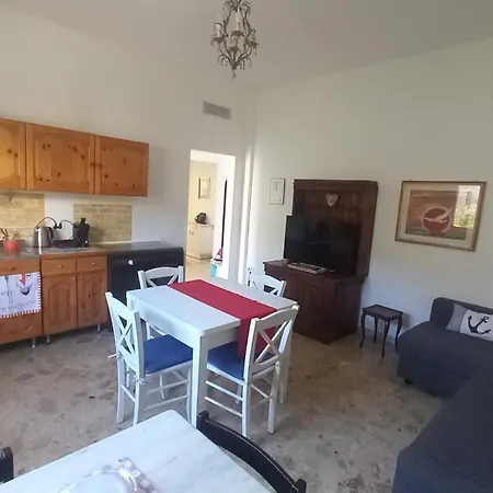 Lägenhet A Due Passi Da Bari - La Casa Della Nonna Al 39 Noicattaro
