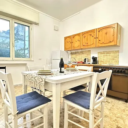 Apartamento A Due Passi Da Bari - La Casa Della Nonna Al 39